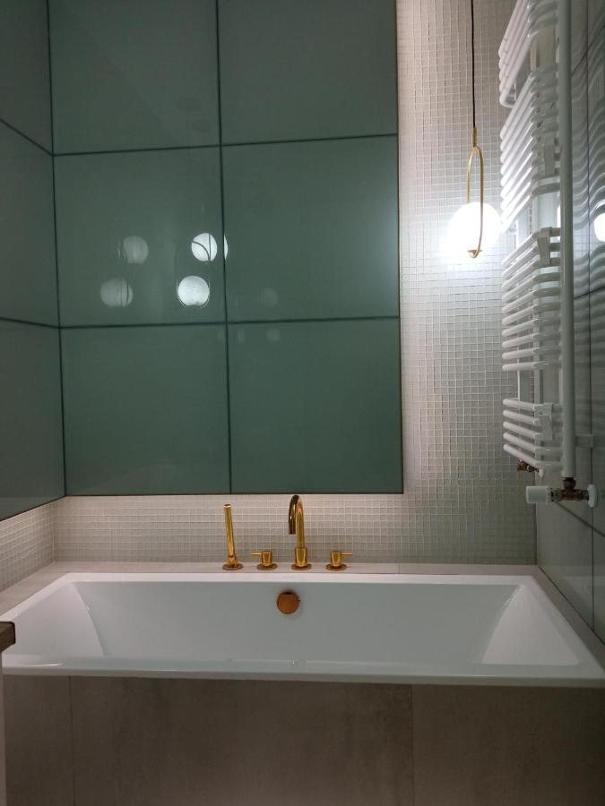 Zloty Apartament Bokserska Warszawa Zewnętrze zdjęcie